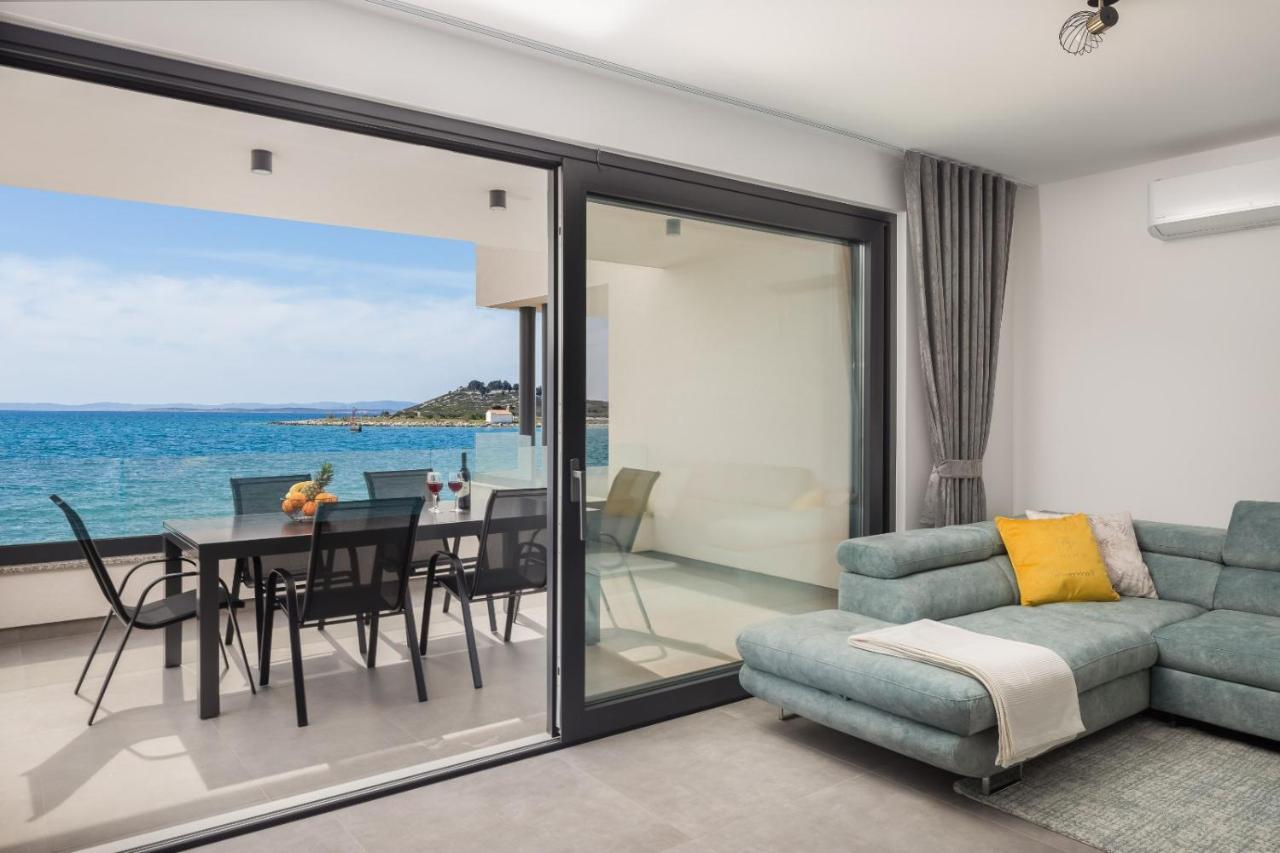 Luxury Blue Sky Apartment Pakoštane